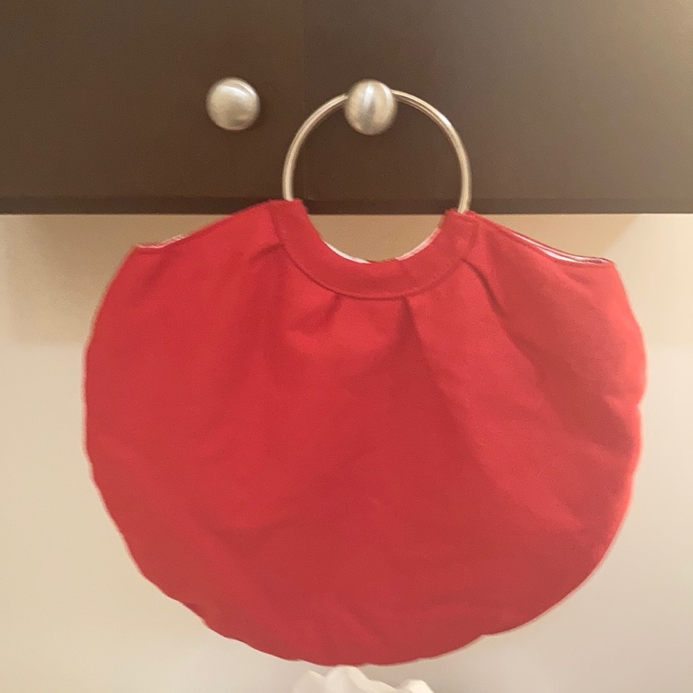 Hand bag